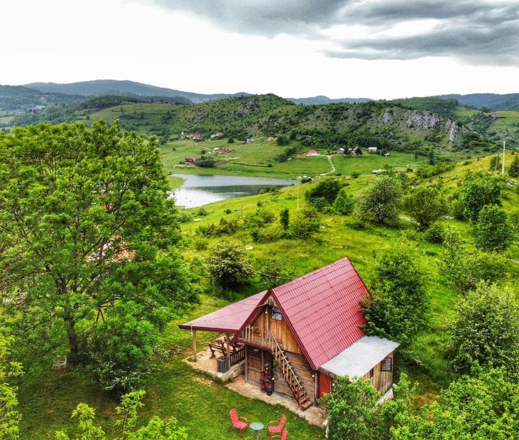 Log Cabin Uvac Nova Varos Ngoại thất bức ảnh