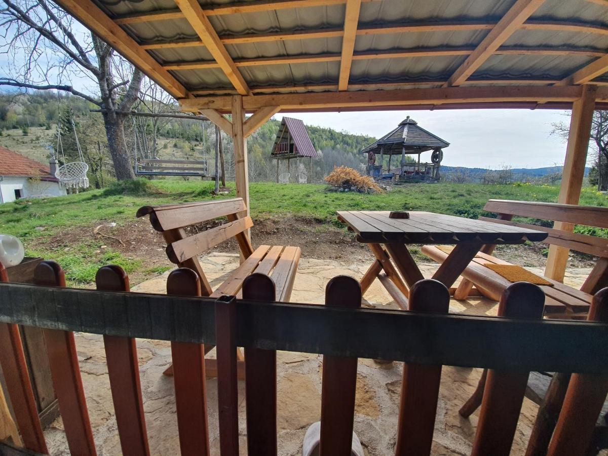 Log Cabin Uvac Nova Varos Ngoại thất bức ảnh