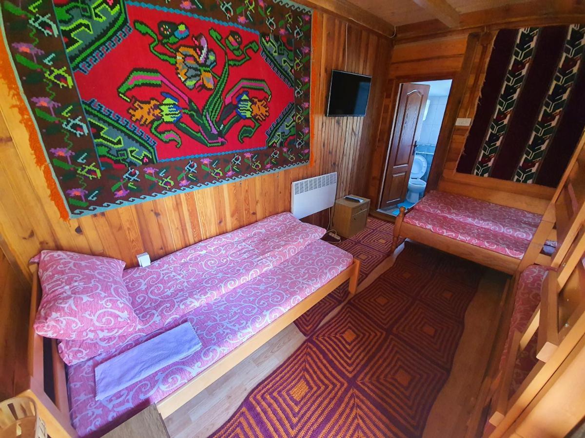 Log Cabin Uvac Nova Varos Ngoại thất bức ảnh